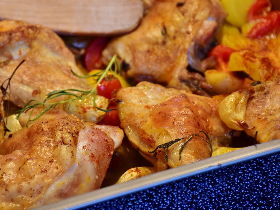 Qué normas cumplen los productos en contacto con los alimentos de los asadores de pollos